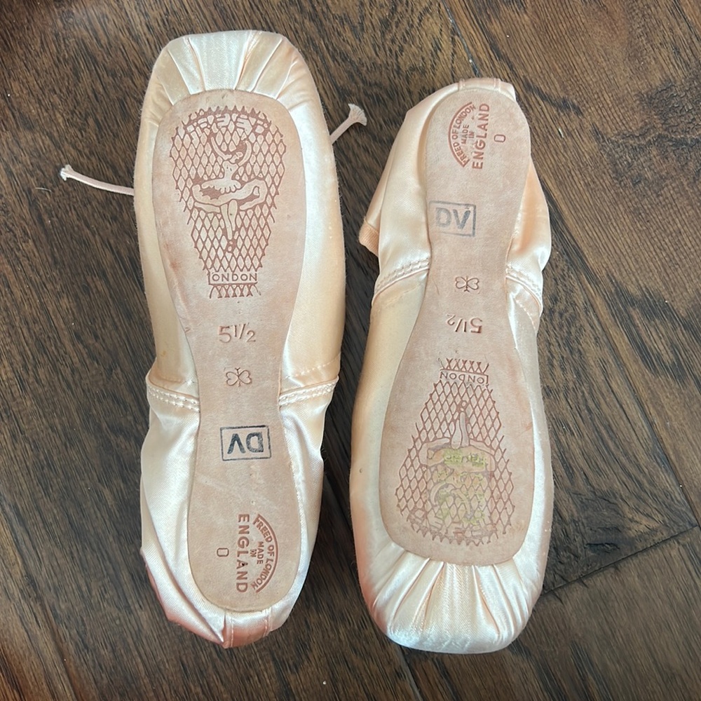 Freed Classic DV Stock // Size 5.5 no X // Butterfly Maker